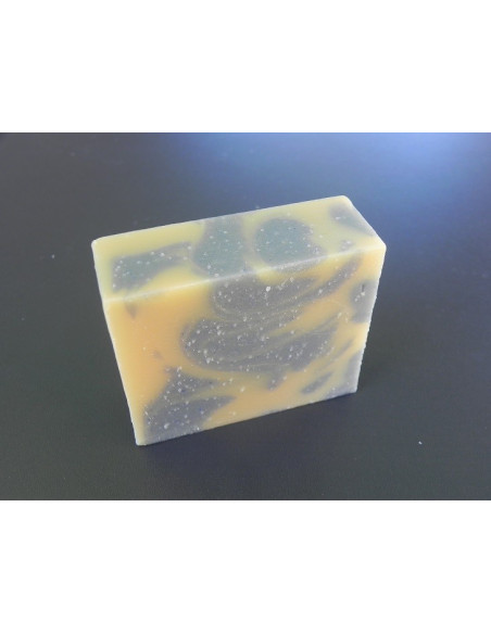 Savon bio surgras 8% au lait de nos ânesses et huile de bourrache