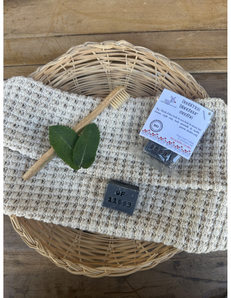 Dentifrice solide bio au lait d'ânesse et menthe poivrée