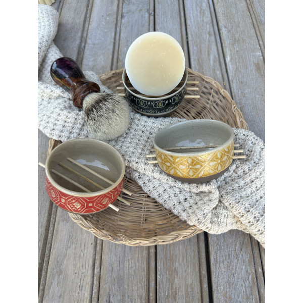 Bol artisanal en céramique pour savon de rasage